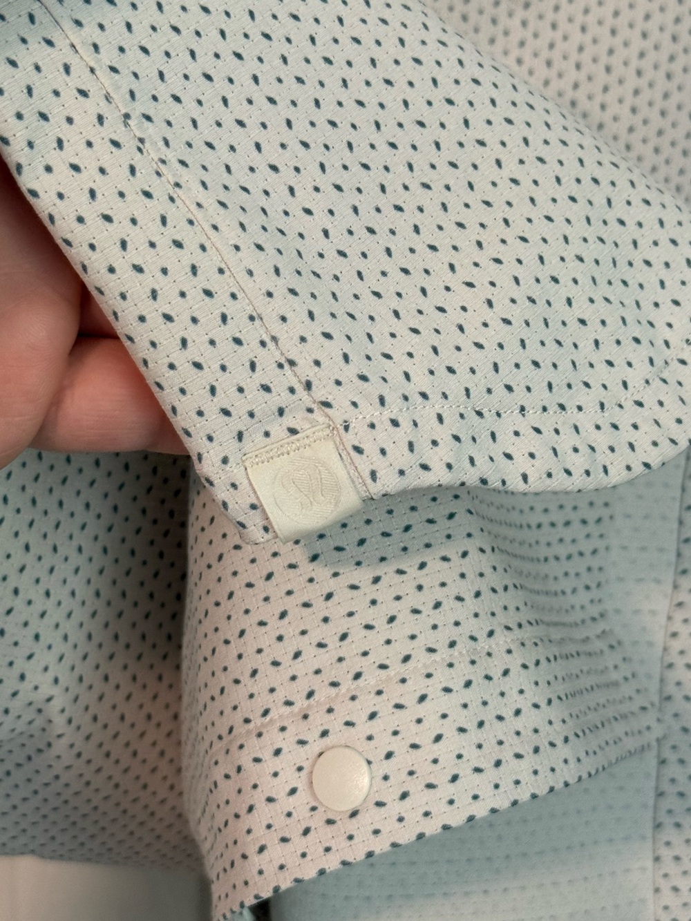 Lululemon long sleeve shirt - Picture 5 of 5